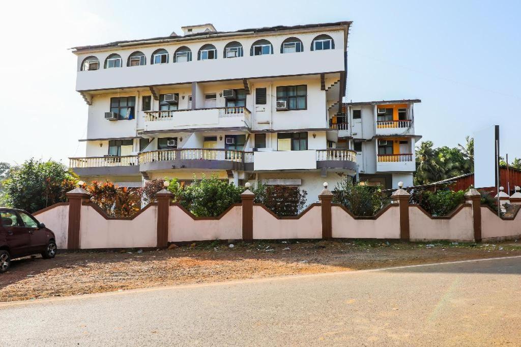 Hotel Priti International Mapusa Exterior photo